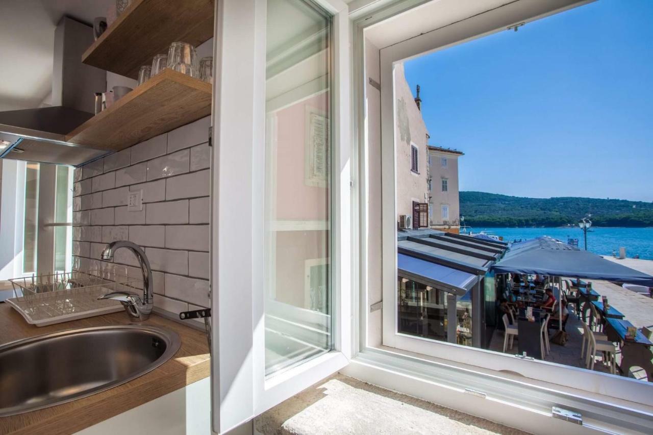 Apartmani Kraj Mora Cres Exteriér fotografie