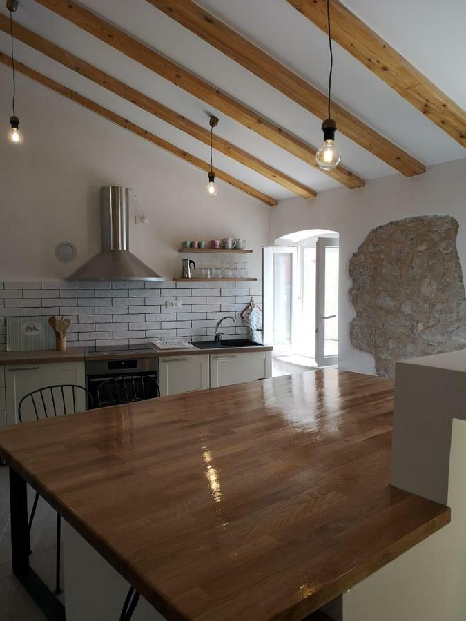 Apartmani Kraj Mora Cres Exteriér fotografie