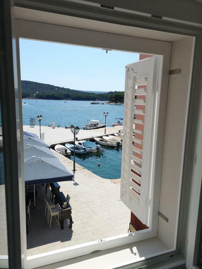 Apartmani Kraj Mora Cres Exteriér fotografie