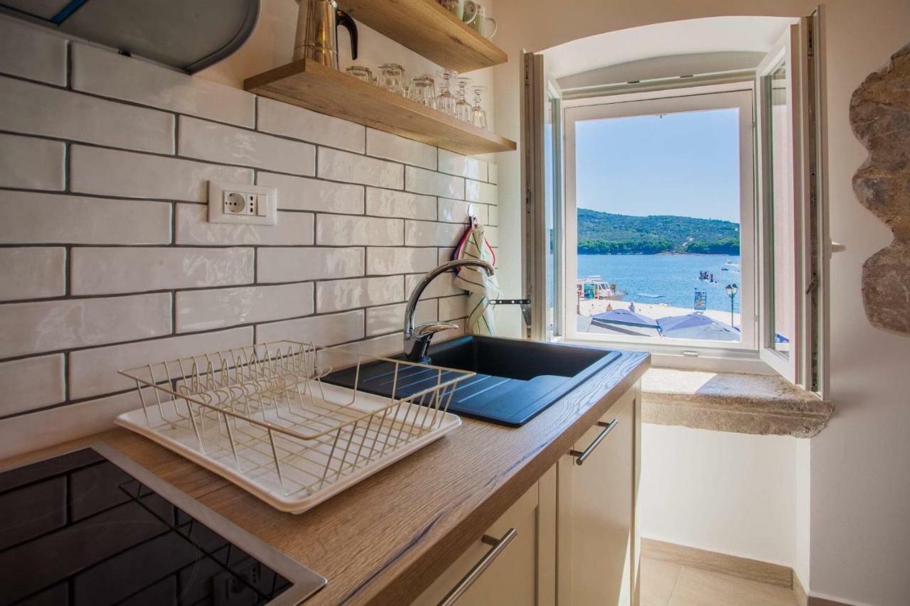 Apartmani Kraj Mora Cres Exteriér fotografie