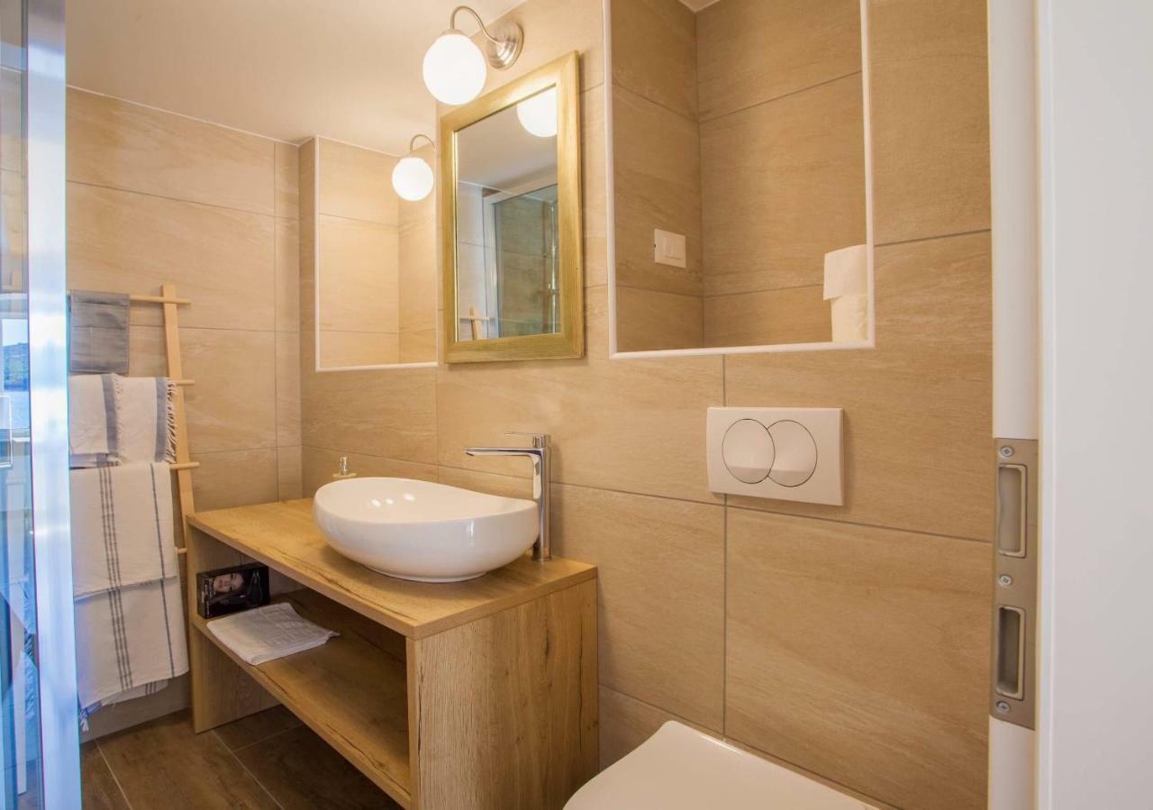 Apartmani Kraj Mora Cres Exteriér fotografie