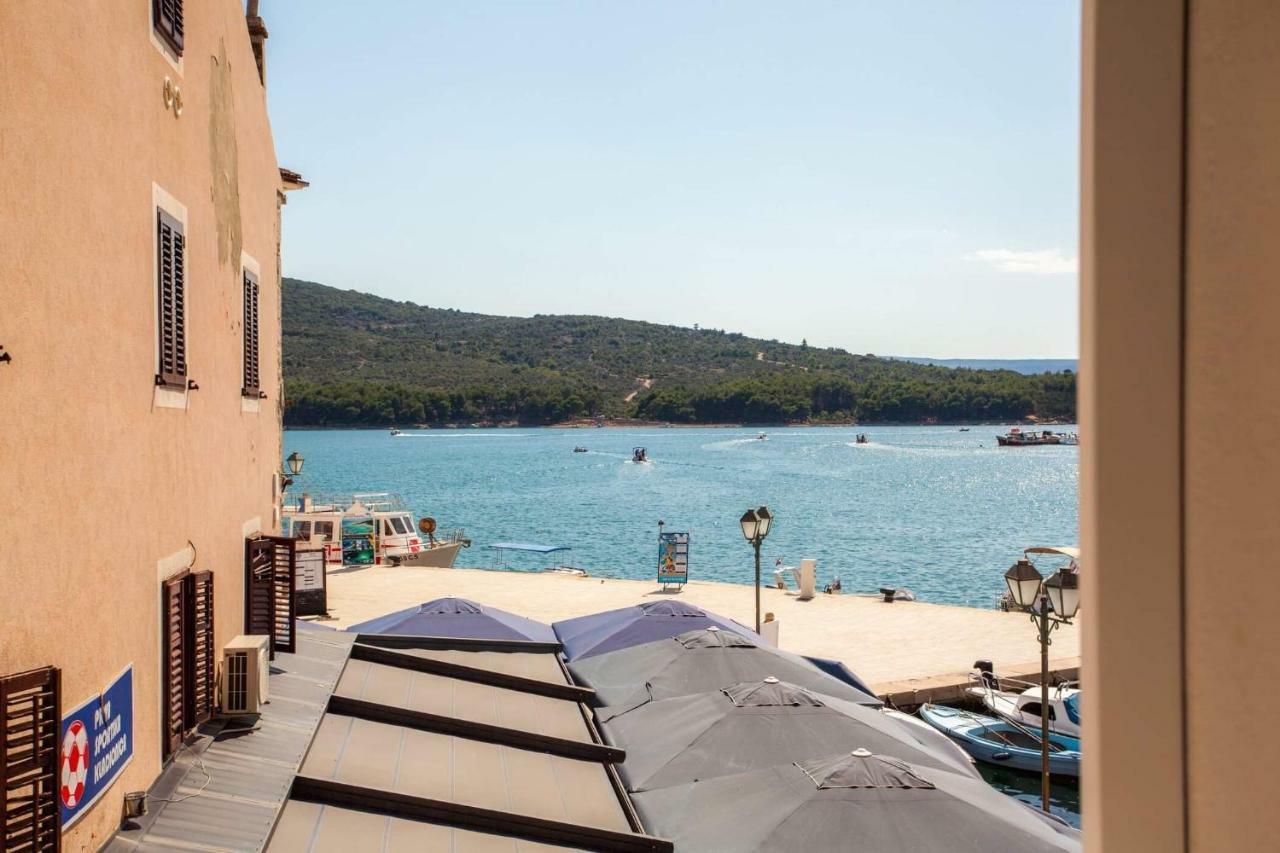 Apartmani Kraj Mora Cres Exteriér fotografie